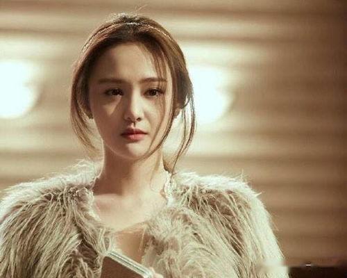 穿越娱乐圈吃瓜爽文,吃瓜爽文,解锁明星幕后秘密